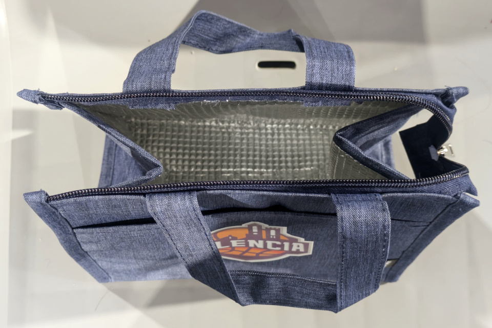 Bolsa Nevera Escudo